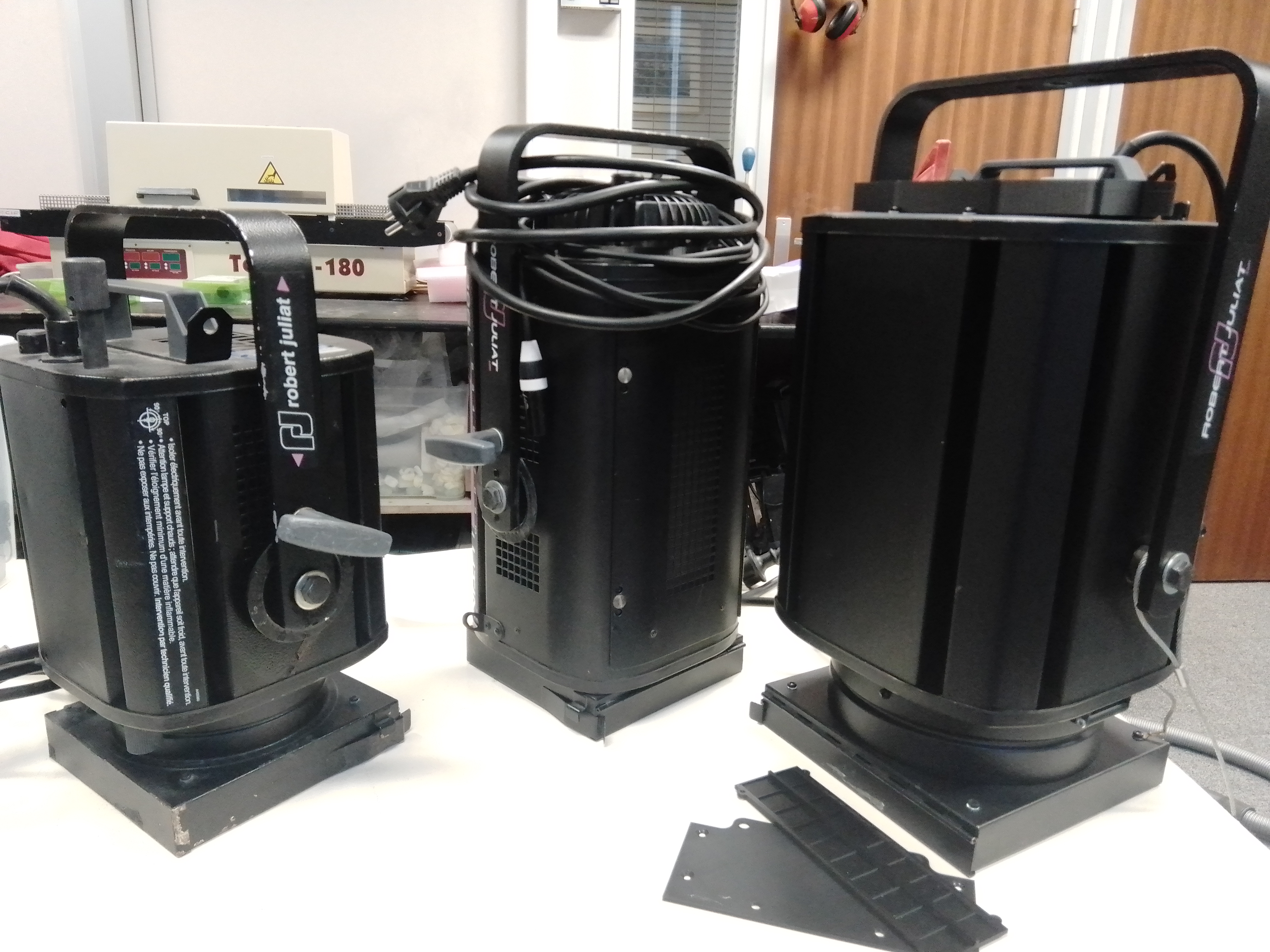 Projecteur Robert Juliat